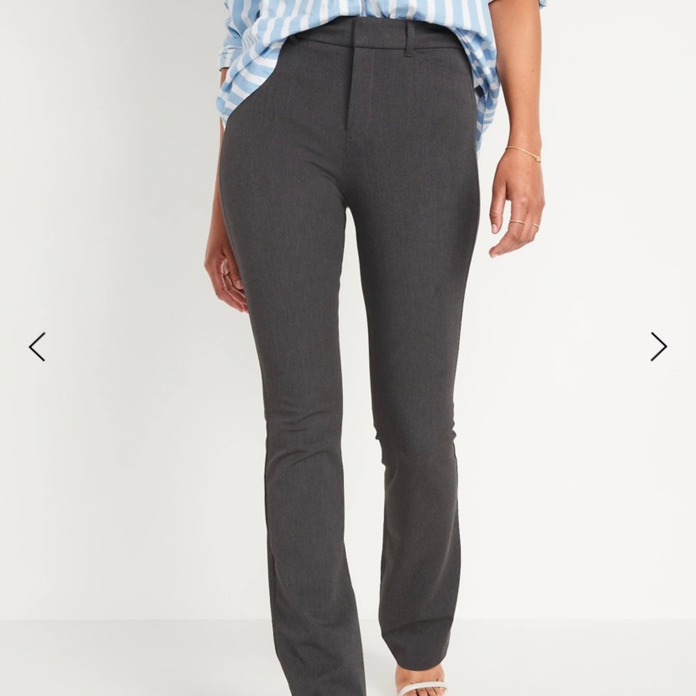 Old Navy High-Waisted Full-Length Pixie Flare Pants Size 12 - Grey